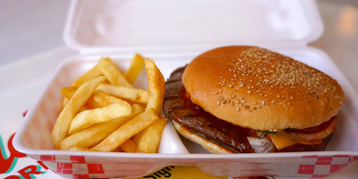 【USJのハンバーガー】メルズ・ドライブインのメニュー＆場所まとめ！サイドメニューと期間限定メニューも