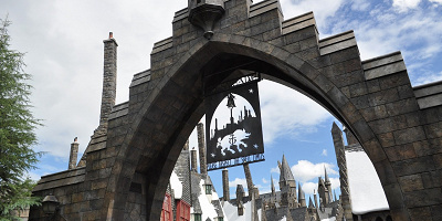 【USJ】ハリーポッター風写真の撮り方☆ハリポタエリアでおすすめの撮影場所・ポーズ・服装など