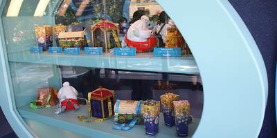 【ビッグポップ】ディズニーランドにポップコーン専門店が初登場！ 新フレーバー＆ベイマックスのバケットも！