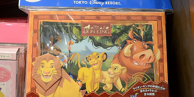 【ディズニーランド】ライオンキンググッズ5選！シンバのぬいぐるみやキーチェーンなど！