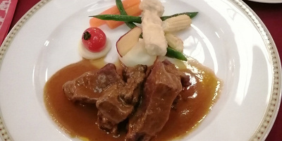 【エリアご当地グルメ】ディズニーシーのおすすめメニューをテーマポートごとに紹介！