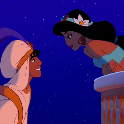 アラジンとジャスミンのキスを後押しした魔法のじゅうたん キャステル Castel ディズニー情報