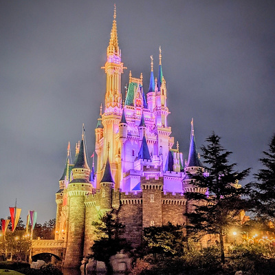 アグラバーマーケットプレイス キャステル Castel ディズニー情報