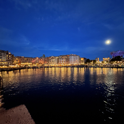 ディズニーシー：ミラコスタ（夜）