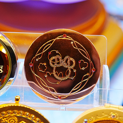 ミニーシェイプのミラー