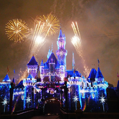 カリフォルニア・アナハイムディズニーランドリゾートのショー：ワンダラス・ジャーニーズ