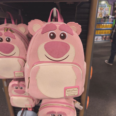 アナハイムディズニーラウンジフライ（Loungefly）：ロッツォ