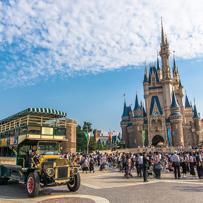 ディズニーランドを貸切にした有名人とは キャステル Castel ディズニー情報