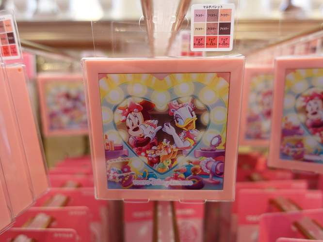 3 2 順次発売 ミニーマウスのかわいいグッズ14選 水玉のリボンや