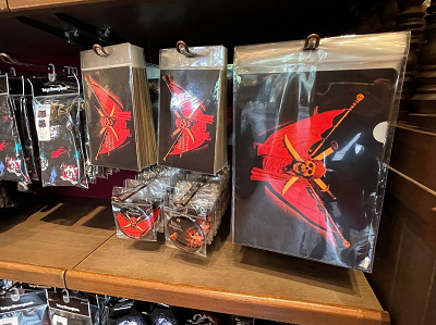 海賊 パイレーツ オブ カリビアングッズ選 ディズニーで買えるお土産まとめ