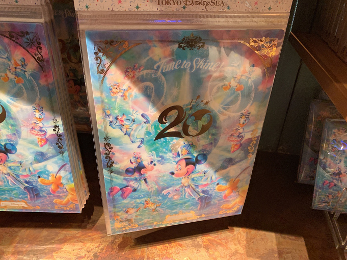 ディズニーのクリアファイル15選 文房具のお土産に人気のセット 新商品を値段とご紹介