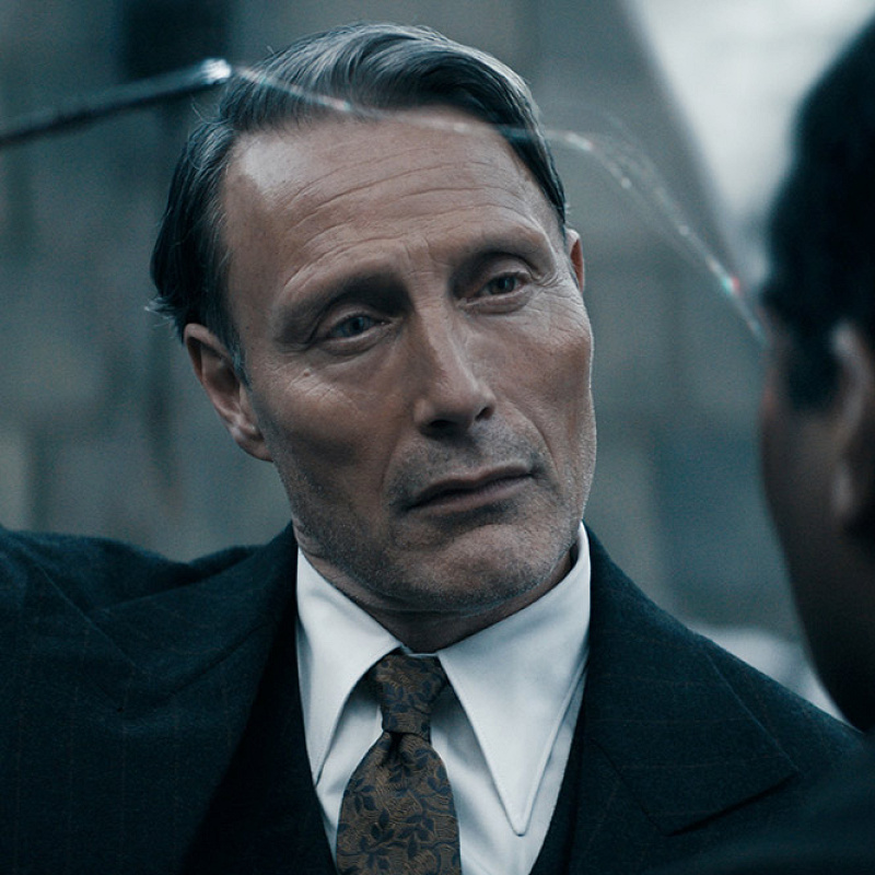 グリンデルバルドを徹底解説 ヴォルデモートやダンブルドアとの関係は ハリーポッター登場シーン