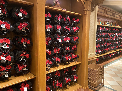 ディズニー なぜカチューシャが売ってない まとめ 在庫切れの理由や再販情報を調査