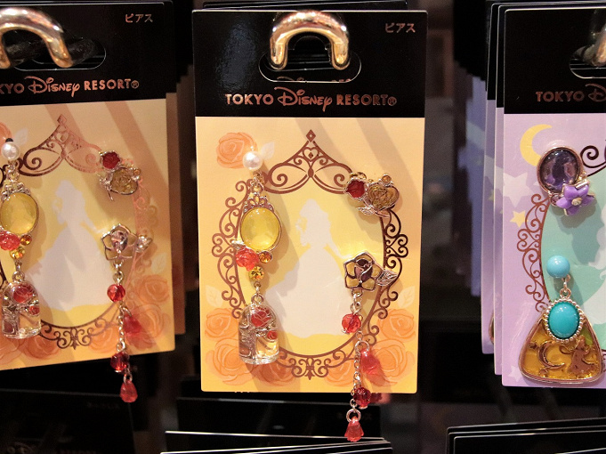 ディズニーのピアス イヤリング57種類まとめ ランド シーの人気アクセサリー