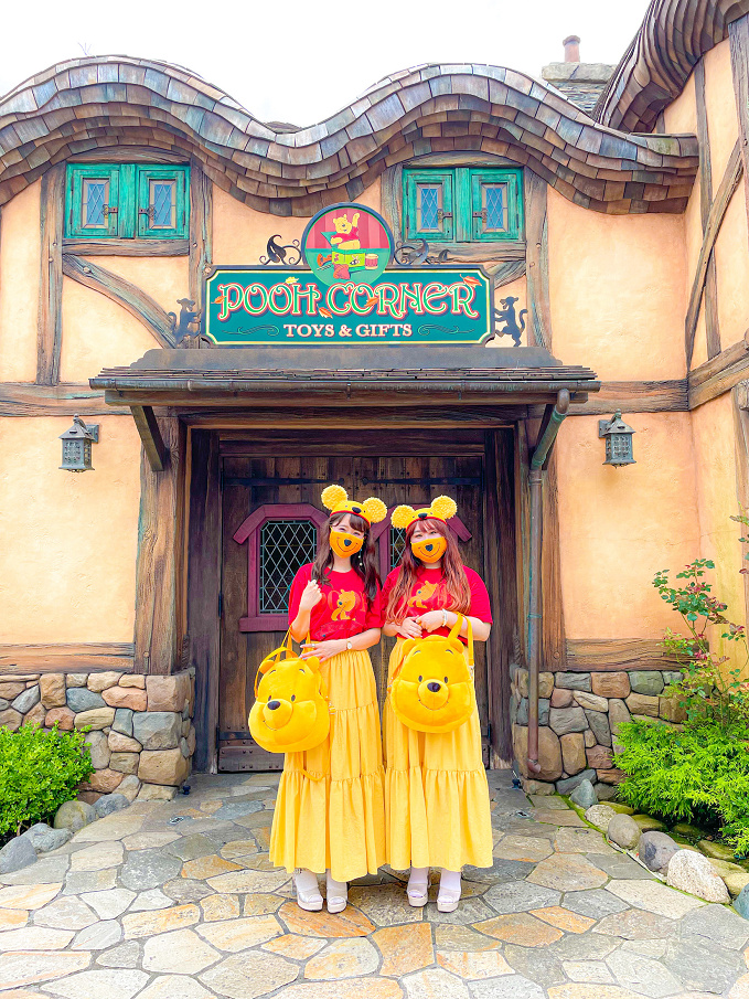 イエロー レッドでプーさんの双子コーデ キャステル Castel ディズニー情報