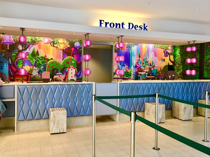 ディズニーホテルのアルバイト情報 応募方法や時給やキャスト特典なども解説