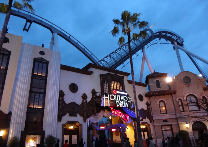 Usj攻略法 バックドロップの怖さを解説 ハリウッドドリームザライド待ち時間の短縮法5選も