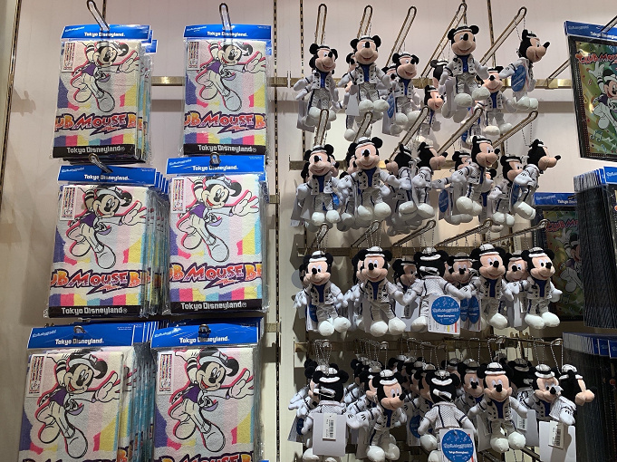 22夏 ディズニーランドのお土産グッズ総まとめ スイスイサマーグッズ トイストーリーホテルグッズが登場