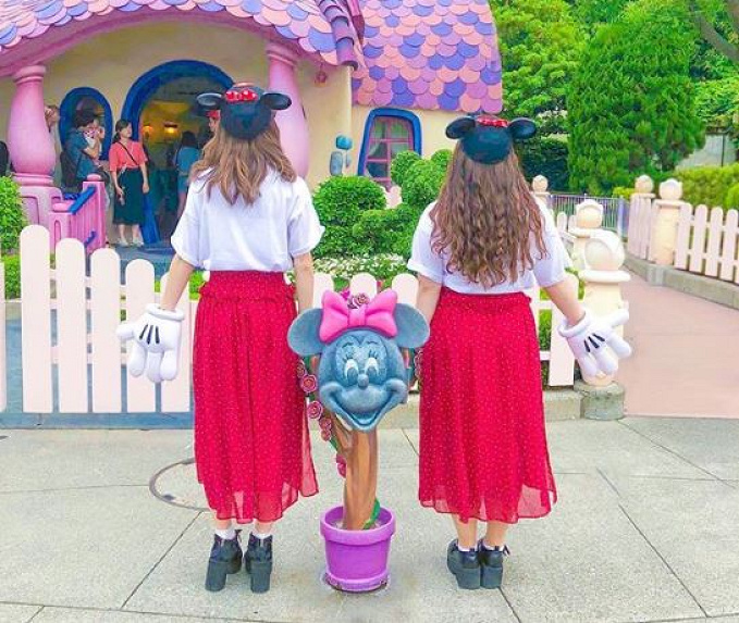 22夏 ディズニーおすすめコーデ15選 6月 7月 8月の服装ポイント 持ち物 浴衣ディズニーのポイント