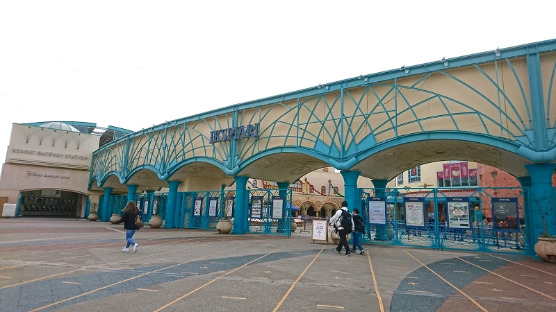 ディズニーで再入場はできる 再入場の方法 ルールを解説