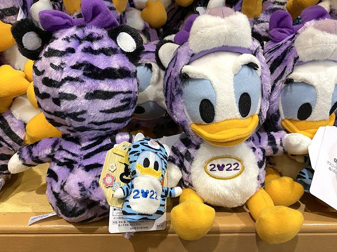 1 10再販 22年ディズニー干支ぬいぐるみグッズ17選 寅 とら 姿のディズニーキャラたち 1 10再販 22年ディズニー干支ぬいぐるみグッズ17選 寅 とら 姿のディズニーキャラたち