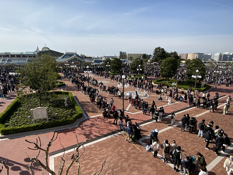 22年7月 ディズニー混雑予想 楽しみ方紹介 空いている日はいつ 夏休みの混み具合や暑さ対策も 22年7月 ディズニー混雑予想 楽しみ方紹介 空いている日はいつ 夏休みの混み具合や暑さ対策も