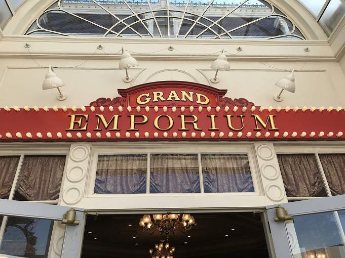 必見 ドナルドダックはどんなキャラ デイジーとの意外な関係や驚きの経歴 パークで会える場所やグッズも 必見 ドナルドダックはどんなキャラ デイジーとの意外な関係や驚きの経歴 パークで会える場所やグッズも