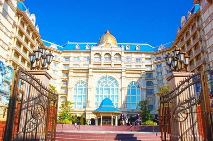 アーリーエントリーチケット 有料に ディズニーホテル宿泊者向け早期入園券 ハッピー15エントリーと比較