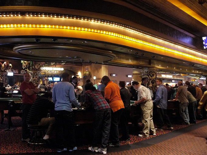 閲覧注意 ディズニーランドの都市伝説17連発 心霊現象や事故 閉園後も隠れているとどうなる 閲覧注意 ディズニーランドの都市伝説17連発 心霊現象や事故 閉園後も隠れているとどうなる