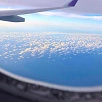 キャステル 【ハワイ】飛行機でのフライト時間はどのくらい？機内での過ごし方、時差ボケ対策、持ち物も！