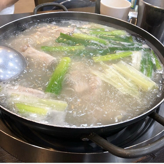 ネリムソン参鶏湯のタッカンマリ