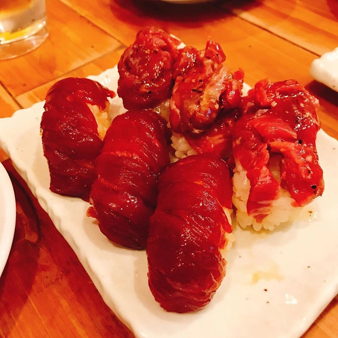 肉寿司