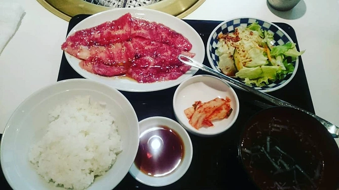 焼肉ケナリ