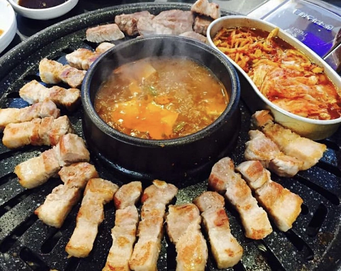 オントリ　サムギョプサル