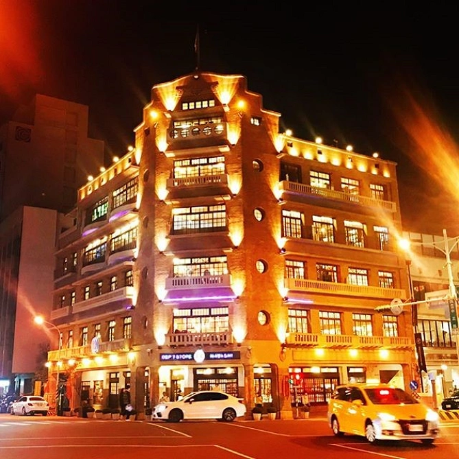 林百貨店の外観