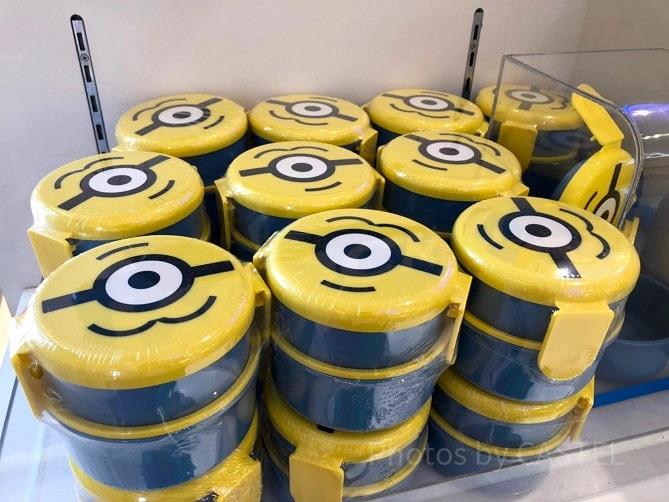 お弁当箱