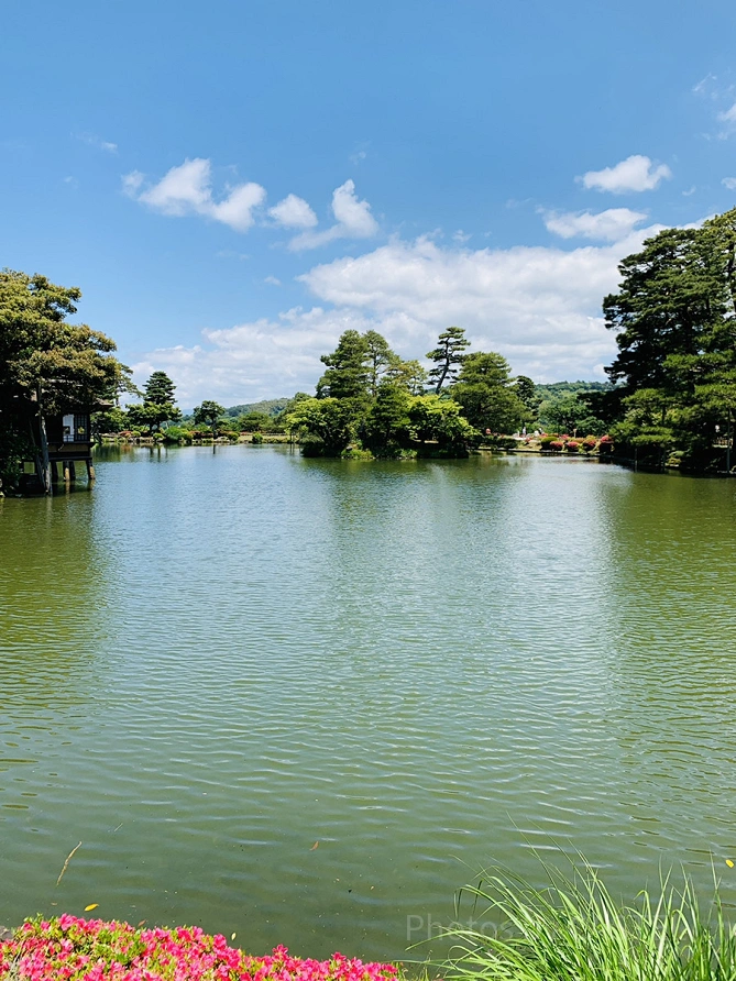 霞ヶ池