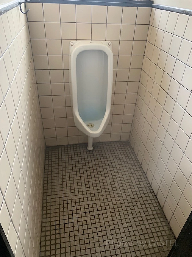 男性用トイレ