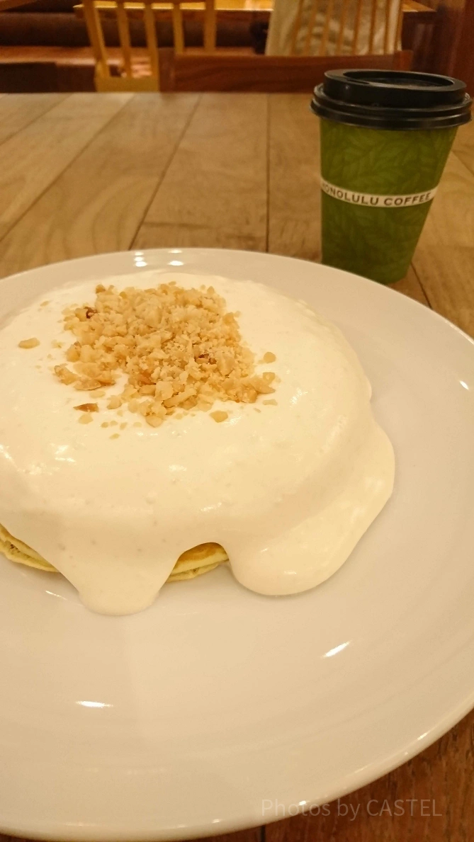 マカダミアナッツクリームパンケーキ