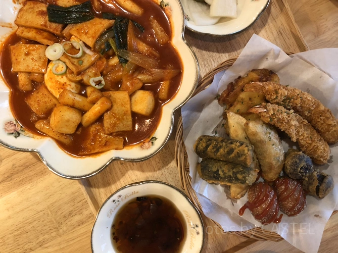 楽園コッ粉食のトッポギ