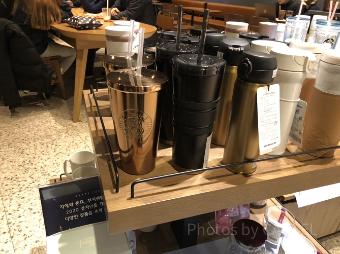 アイスドリンク用のコールドカップ