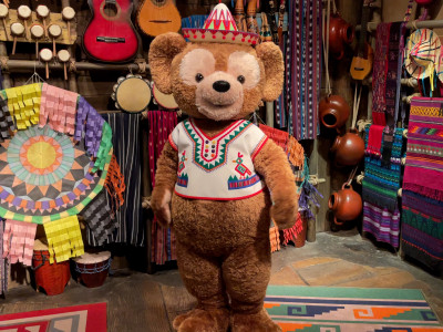 サルードス・アミーゴス！”グリーティングドッグで会えるダッフィー