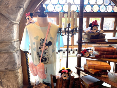 2025年3月2日発売のミニーグッズ