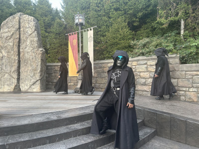 デスイーター（ホグワーツ城前）