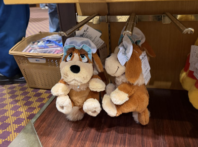 ナナのポージーペンケース