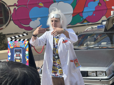 ユニバーサル・カーズ・アンド・スターズ・コレクション　ドクのグリーティング