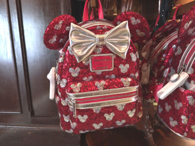 アナハイムディズニーラウンジフライ（Loungefly）：ミニースパンコール（水玉模様）