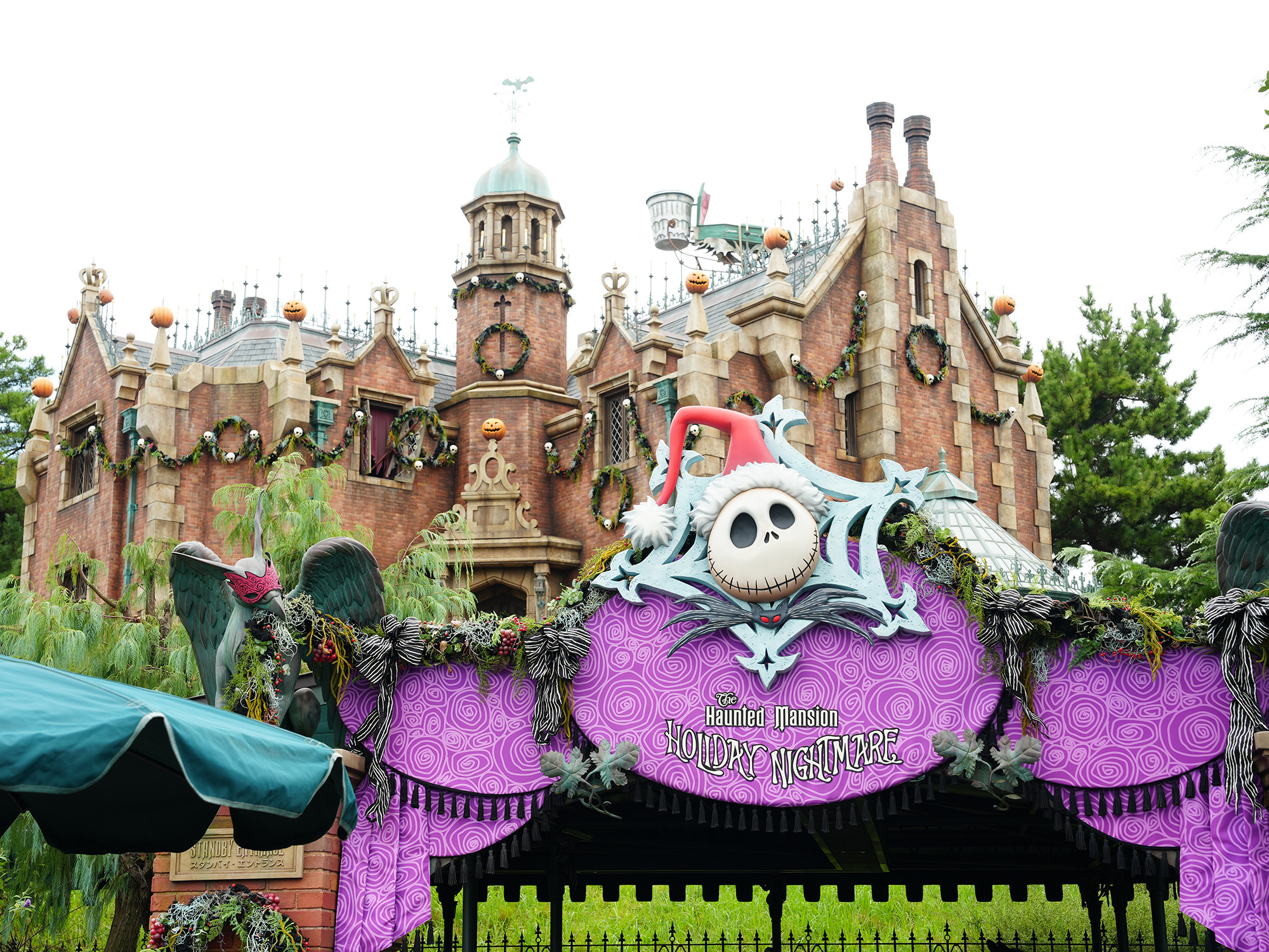 クリスマスバージョンもデートにぴったり キャステル Castel ディズニー情報