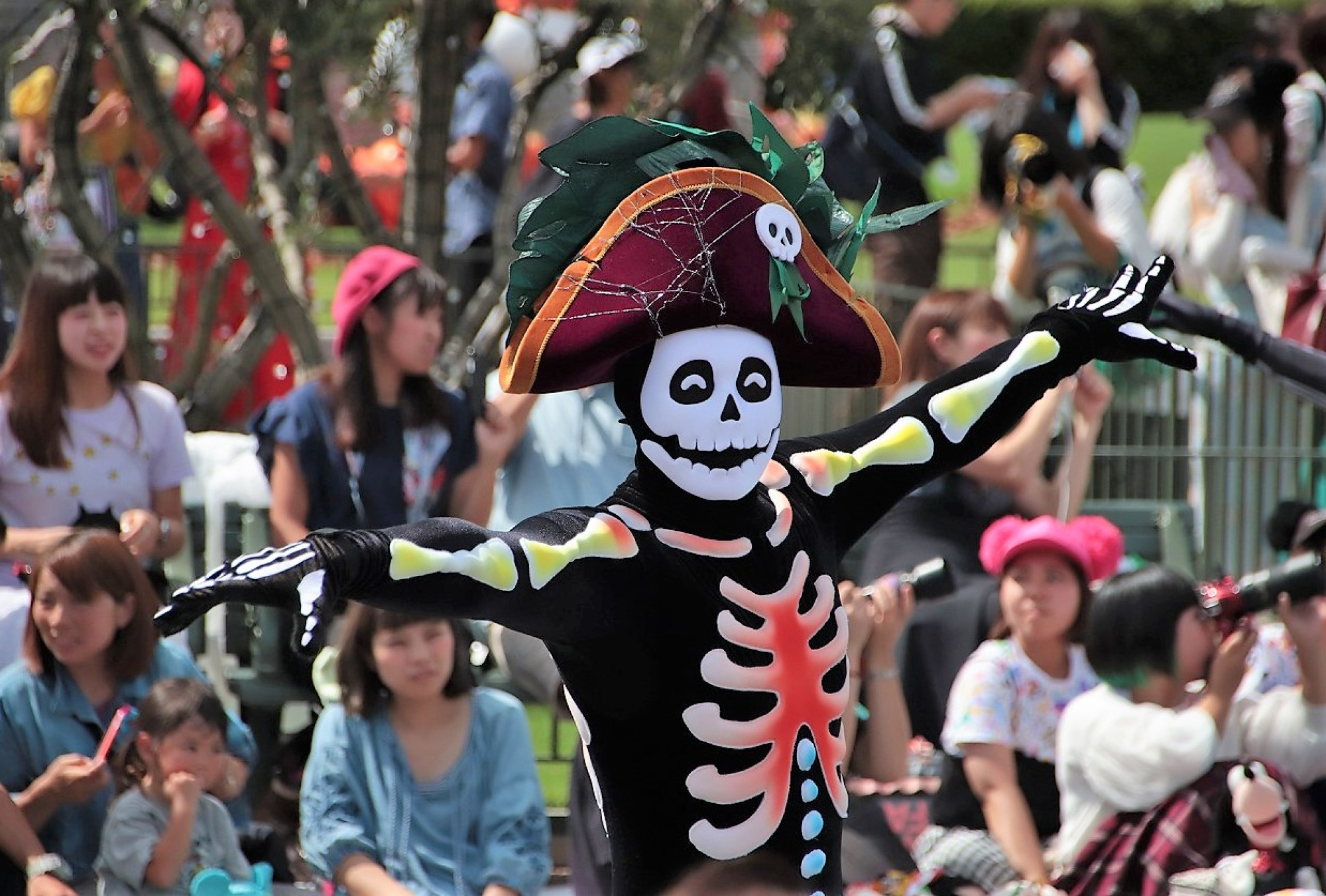 ダンサー キャステル Castel ディズニー情報 ダンサー キャステル Castel ディズニー情報