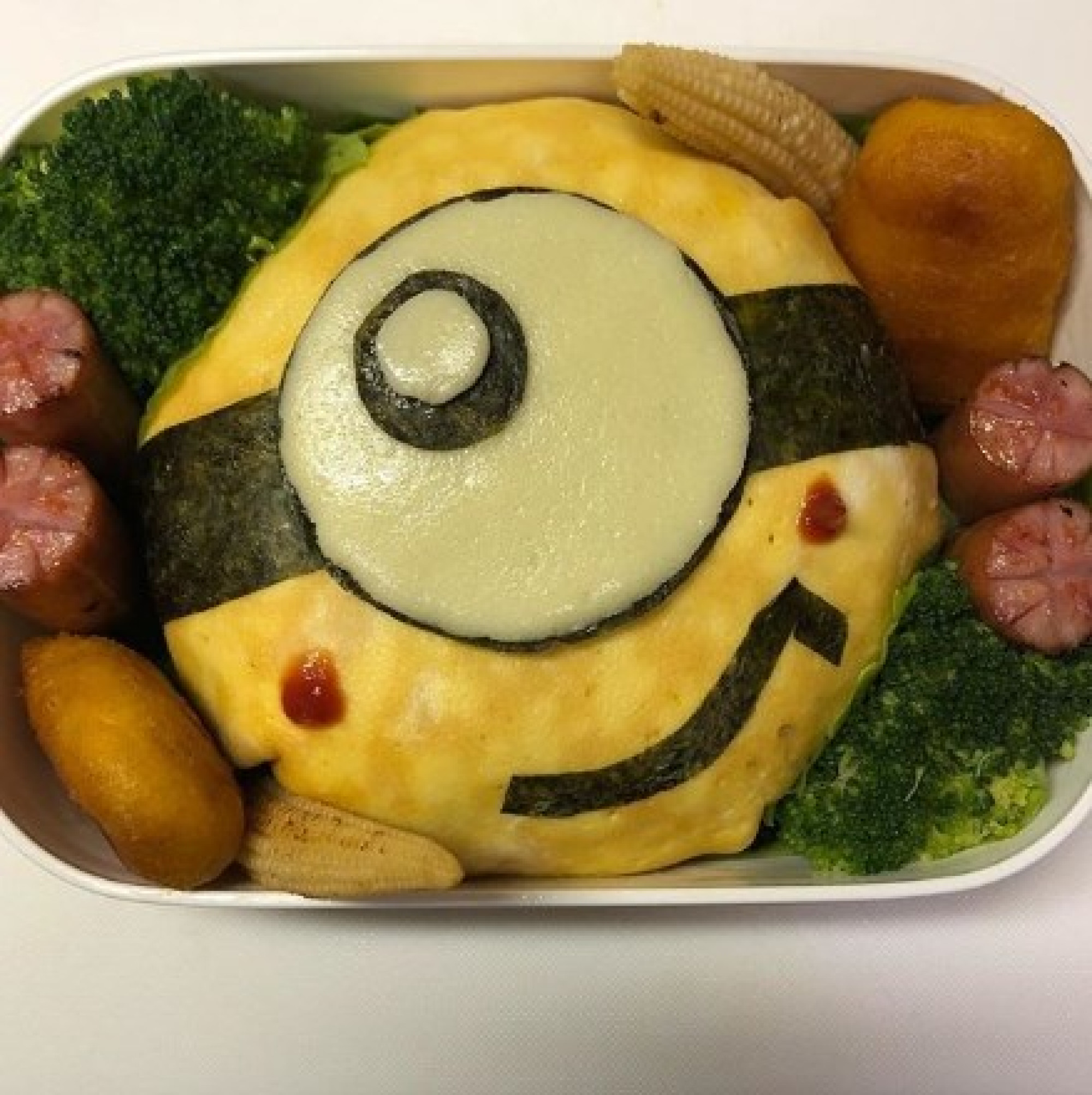 ミニオンオムライス弁当 キャステル Castel ディズニー情報